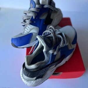 NIKE Air Huarache